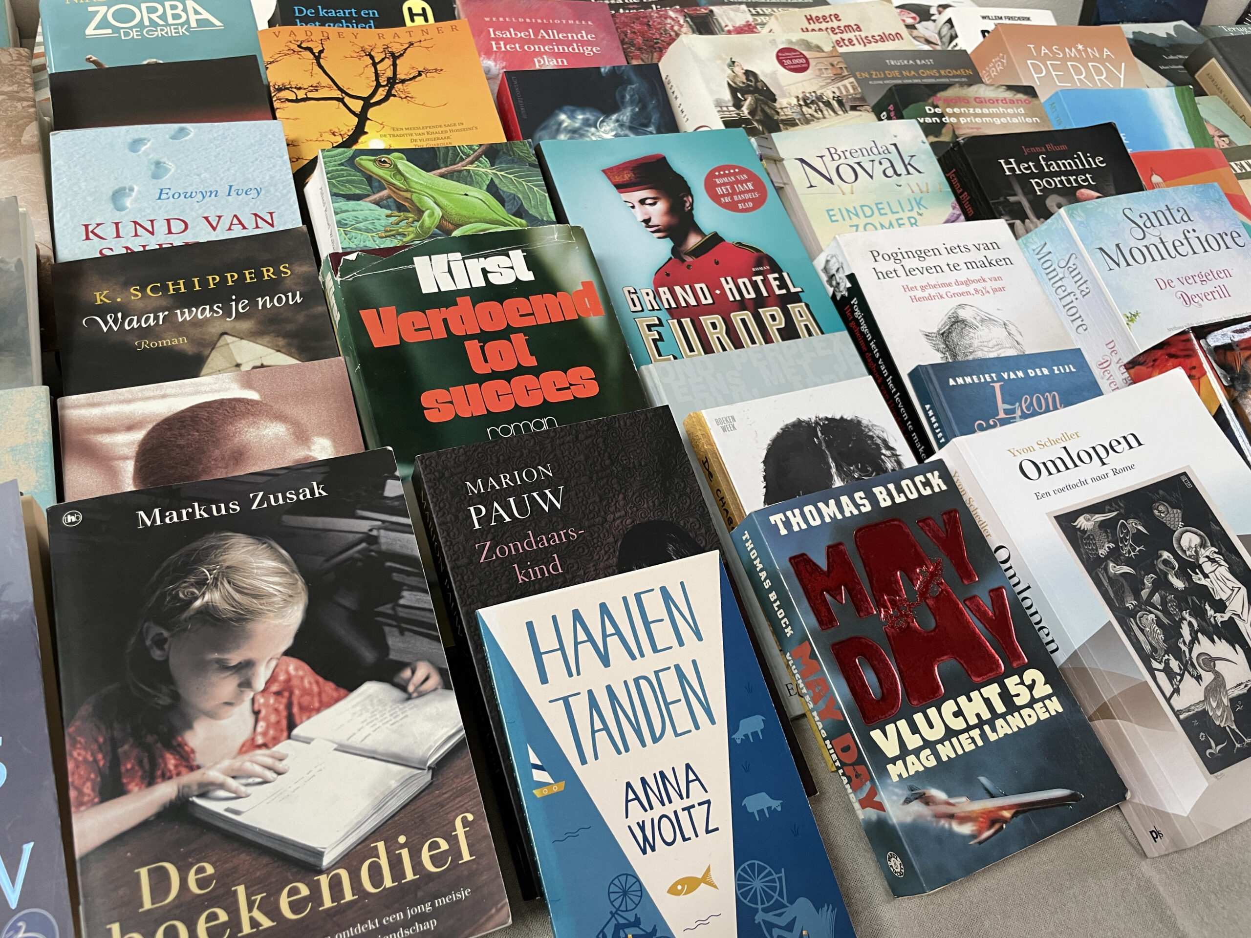 De boekenmarkt is weer open